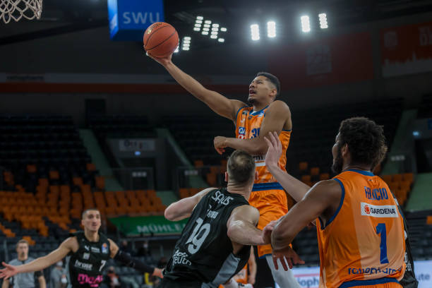 顾新的卓越 顾新的卓越